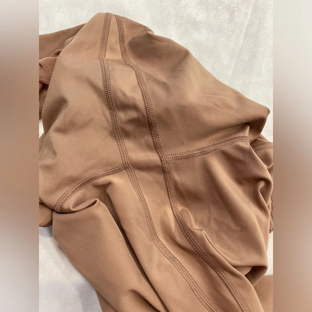 NIKE Speed Icon Clash in Desert Dust 7/8 Running Legging Women's Size M - Picture 15 of 16